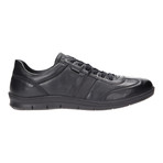 Pieced Arched Sole Lace-Up Sneaker // Black (Euro: 41)