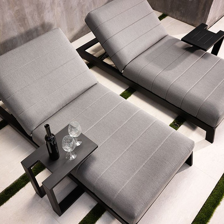 Bite Lounger (Charcoal)