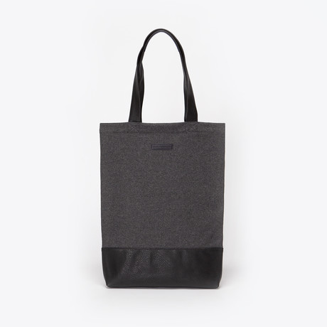 Finn Bag // Highland Series // Dark Grey