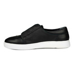 Lace-Less Medallion Sneaker // Black (Euro: 45)