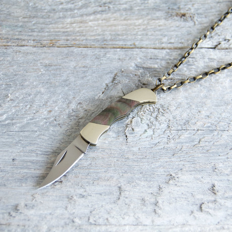 Mother of Pearl Knife + Brass Chain // Black
