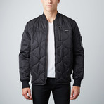 Black Oval Quilted Bomber // Black (XL)