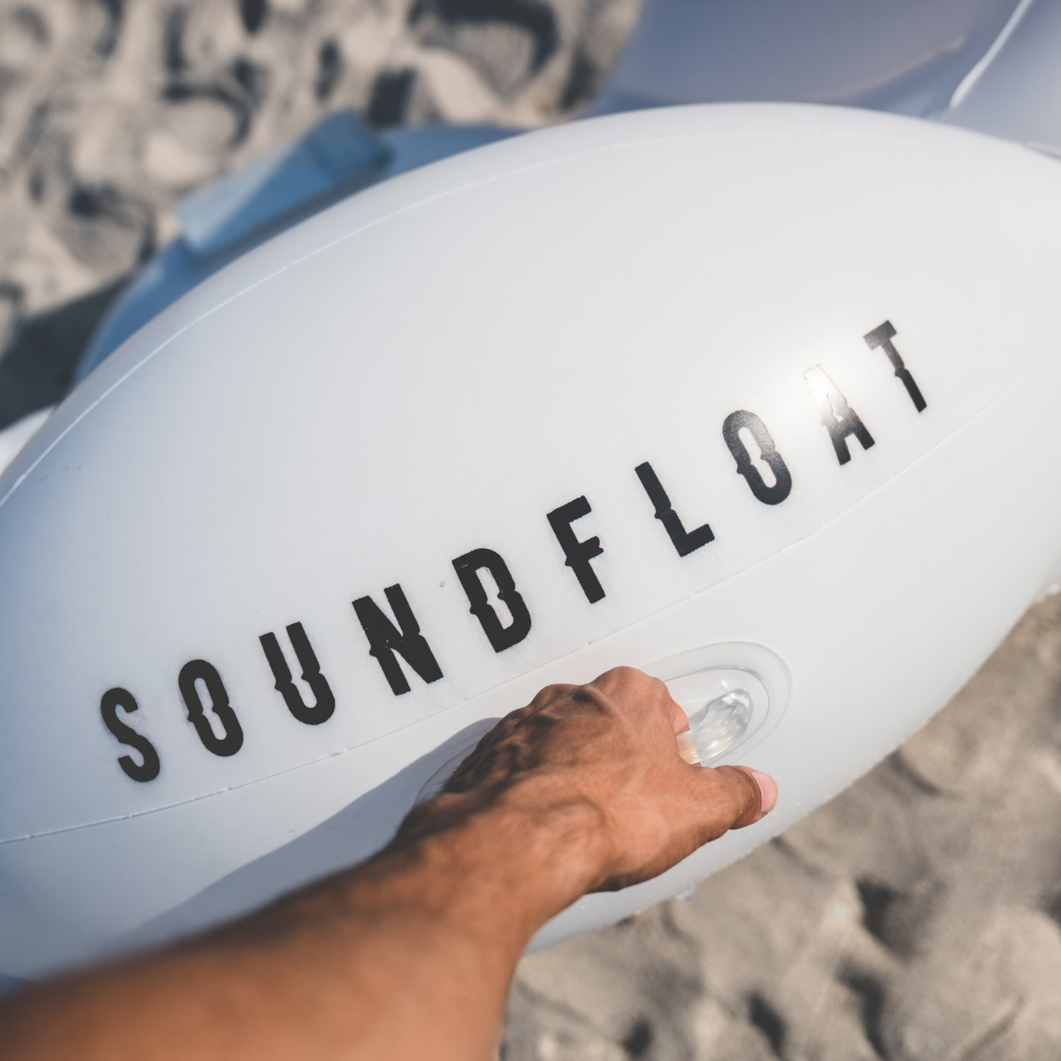 The Tech-Enabled Luxury Float // Double Lounge - SoundFloat - Touch Of ...