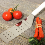 Straight Perforated Turner + Ergonomic Handle