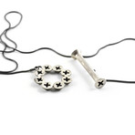 Screw Head Lariet Necklace