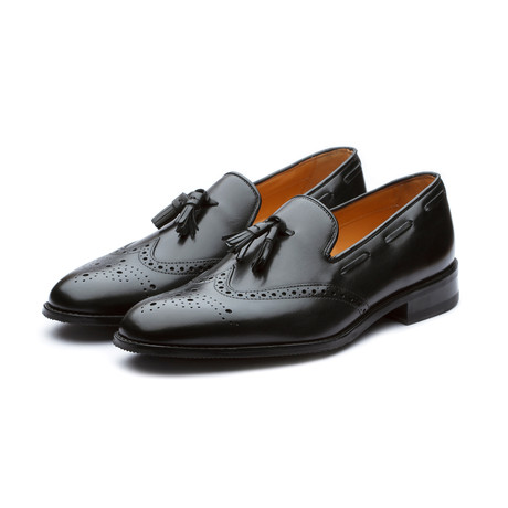 Leather Wingtip Tassel Loafer // Black (US: 7)