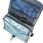 Carry-On Alaska Dopp Kit // Navy + Teal