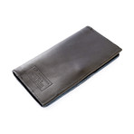 Loopt Classics Passport Wallet // Black