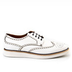 Wing-Tip Brogue Derby // White (Euro: 43)