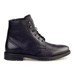 Wing-Tip Lace Up Ankle Boot // Black (Euro: 40)