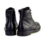 Wing-Tip Lace Up Ankle Boot // Black (Euro: 40)