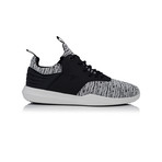 Deross Low-Top Runner // Black + White + Grey (US: 9)