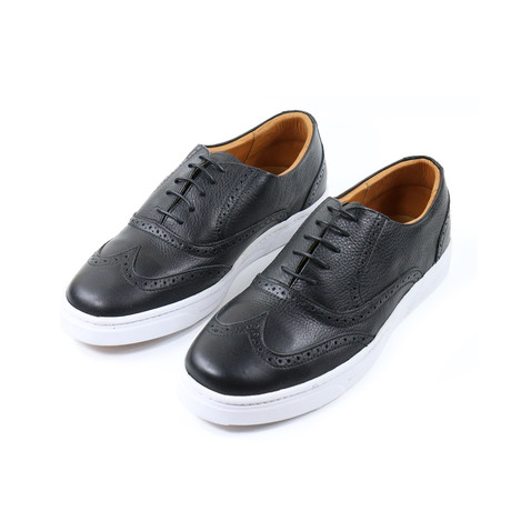 Noche Wingtip Sneaker // Black (US: 7)