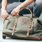 Humber Travel Holdall Bag // Green