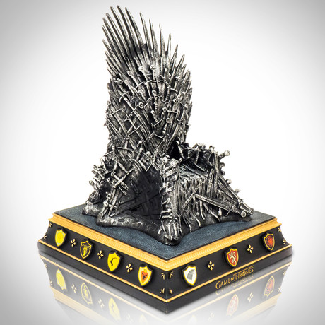 Game of Thrones // Family Crest + The Iron Throne