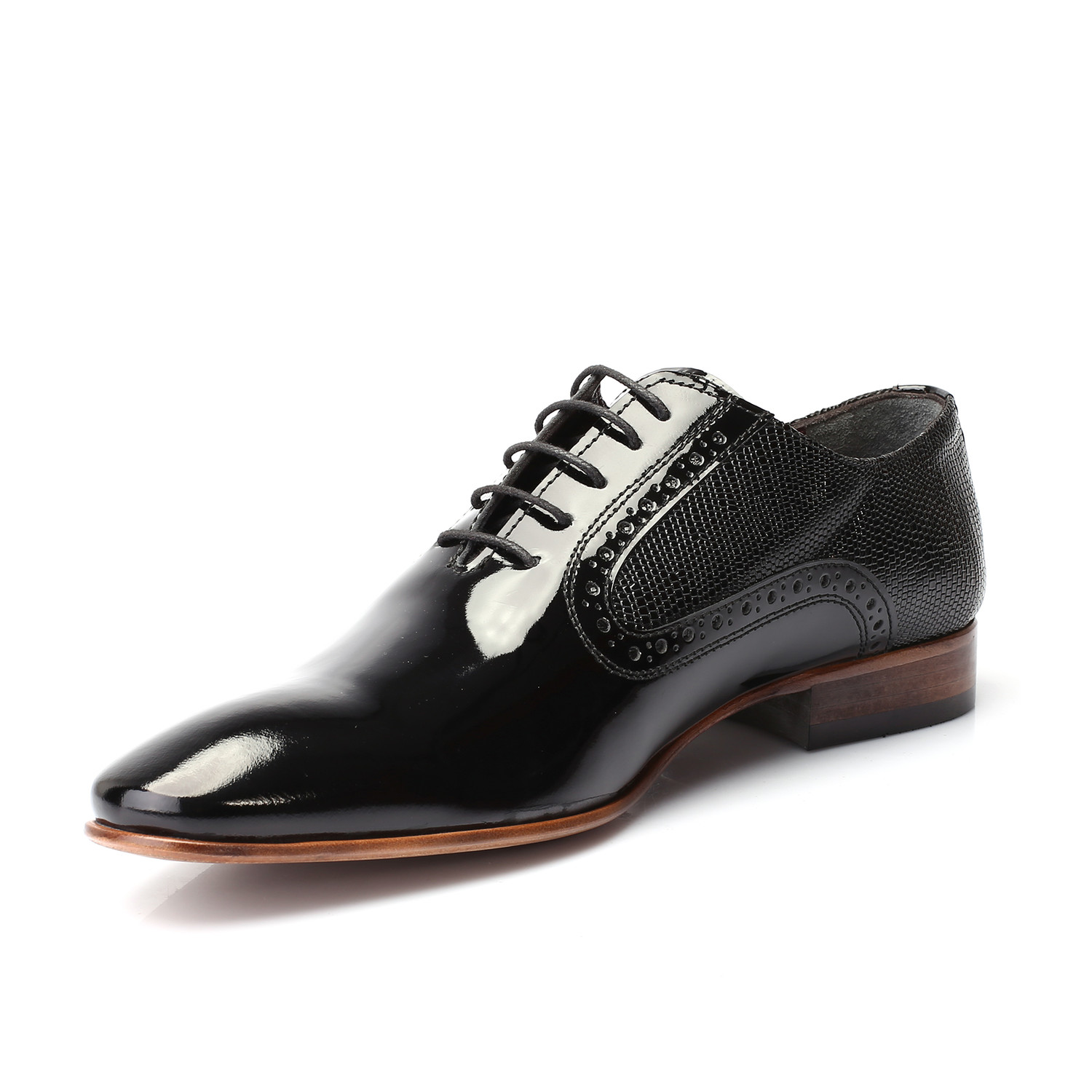 Scale Embossed Patent Brogue Oxford // Black (Euro: 40) - Deckard Shoes ...