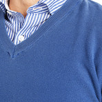 Barbuda Garment Dyed V-Neck Pullover // Indigo (XL)