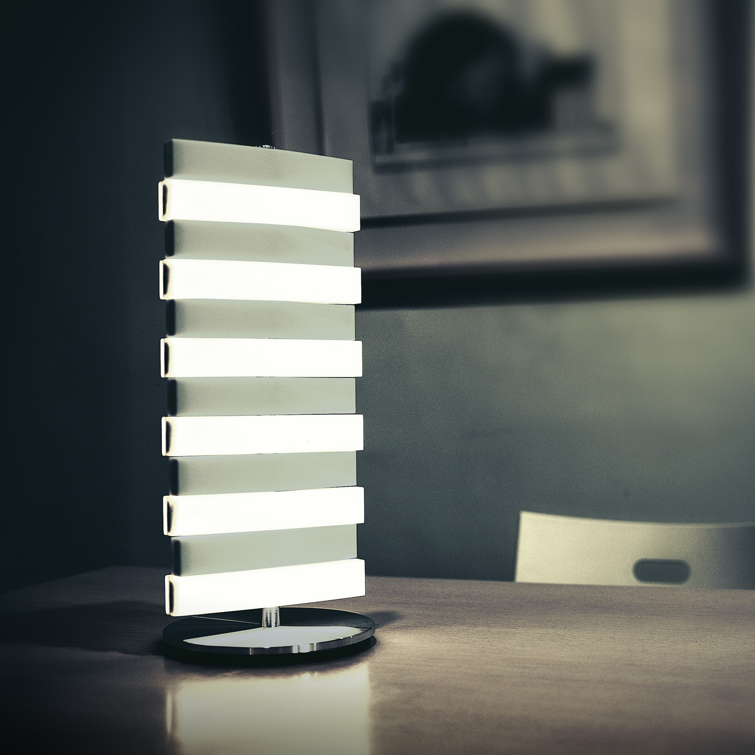 Piano Table Lamp - QisDesign - Touch of 