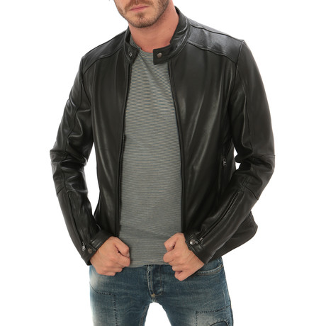 Button Clasp Moto Jacket // Black (S)