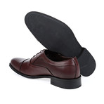 Canan Captoe // Claret (Euro: 42)