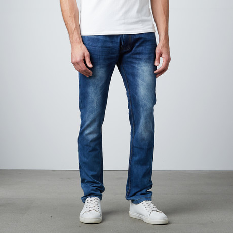 Standard Slim Blue Wash Jean // Medium Blue (30WX30L)