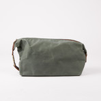 Theodor Toiletry Pouch // Vine Green