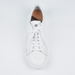 Basic White Shoes // White (Euro: 41)