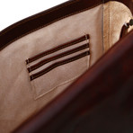 Large Messenger // Brown