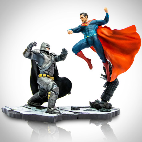 Batman vs Superman // Epic Battle