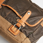 Tapa Messenger // Brown