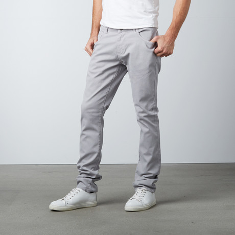 Mill Chino // Silver Grey (34WX34L)