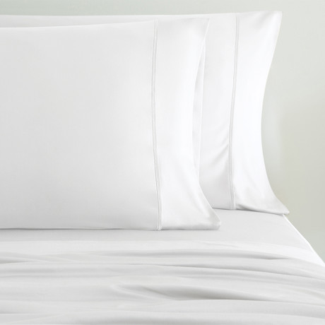 Experience Collection // White (Standard Pillowcases)