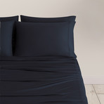 Experience Collection // Black (Standard Pillowcases)