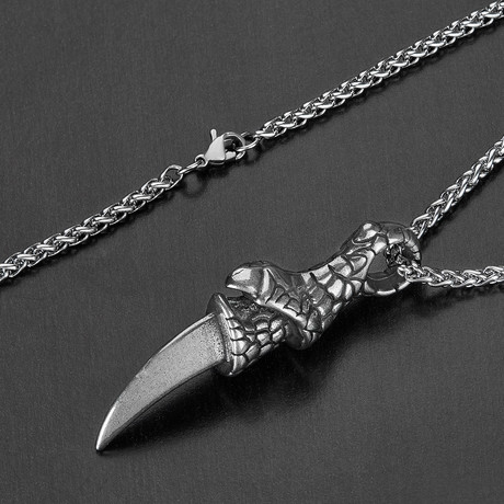 Claw Pendant Necklace