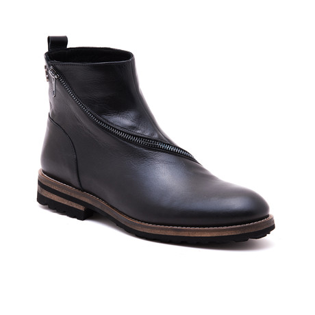 Slope Boot // Black (Euro: 39)