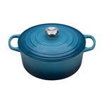 Signature Round Dutch Oven // 7.25 qt. (Marine)