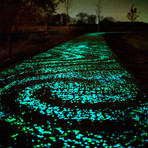 Glow-In-The-Dark Marble Stones // 3-8 mm // Hot Green