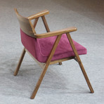Pensil Lounge Chair