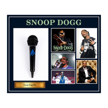 Signed Microphone // Snoop Dogg