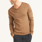 V-Neck Shoulder Stitch Pullover // Camel (S)