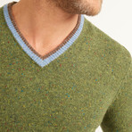 Contrast V-Neck Collar Pullover // Green (M)