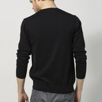 V-Neck Sweater // Black (XL)