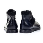 Jordan Shoe // Black (Euro: 41)