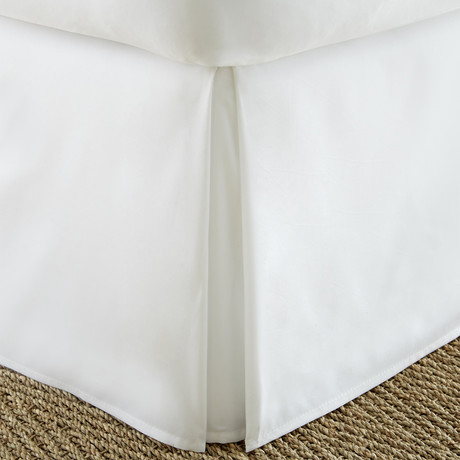 Hotel Collection // Premium Bed Skirt Dust Ruffle // White (Twin)
