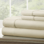 Hotel Collection // Luxury Soft Chevron 4 Piece Bed Sheet Set // Cream (Full)
