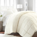 Hotel Collection // Premium Ultra Plush Down Alternative Comforter // Ivory (Twin/Twin Extra Long)