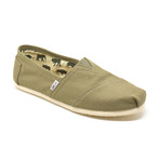 Women's Classic Canvas Slip-On // Olive (US: 5)