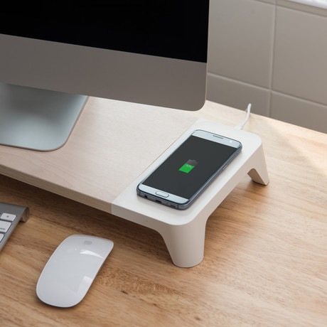WOODY // Wireless Charger