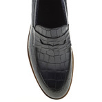 Crocodile Embossed Penny Loafer // Navy Blue (Euro: 40)