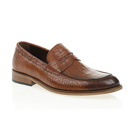 Crocodile Embossed Penny Loafer // Tobacco (Euro: 40)